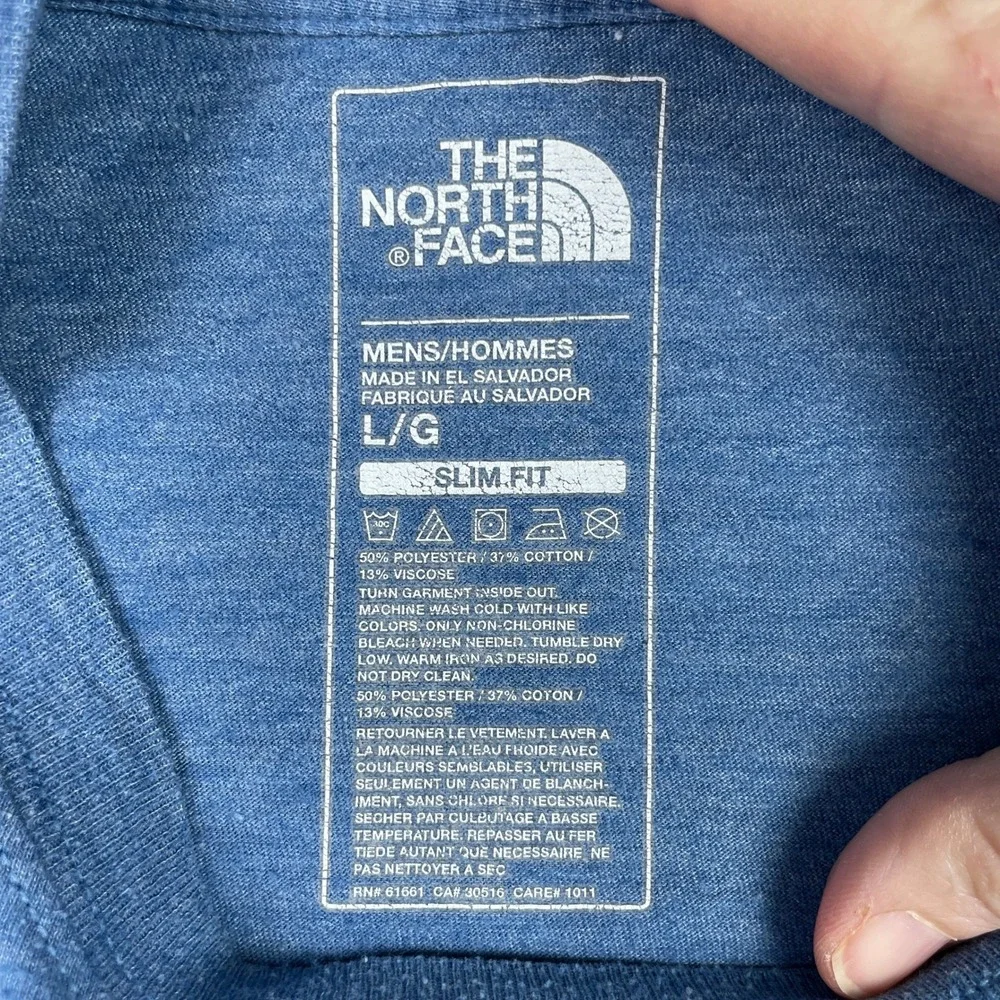 The North Face T-Shirt Mens L Blue Slim Fit Distressed Half Dome Short Sleeve